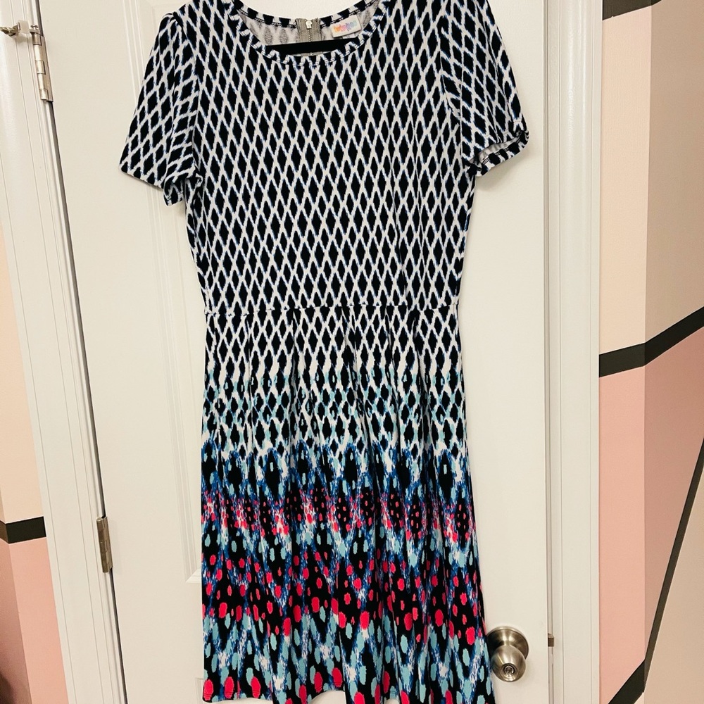 XL Dipped Lularoe Amelia Dress